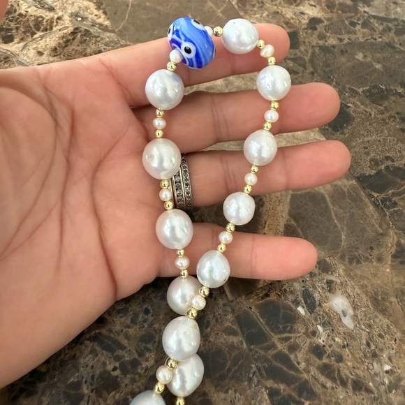 Elegant Pearl and Blue Murano Evil Eye Necklace & one Hair Clip - Picture 4 of 9